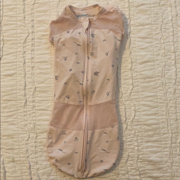 sleepea swaddle canada